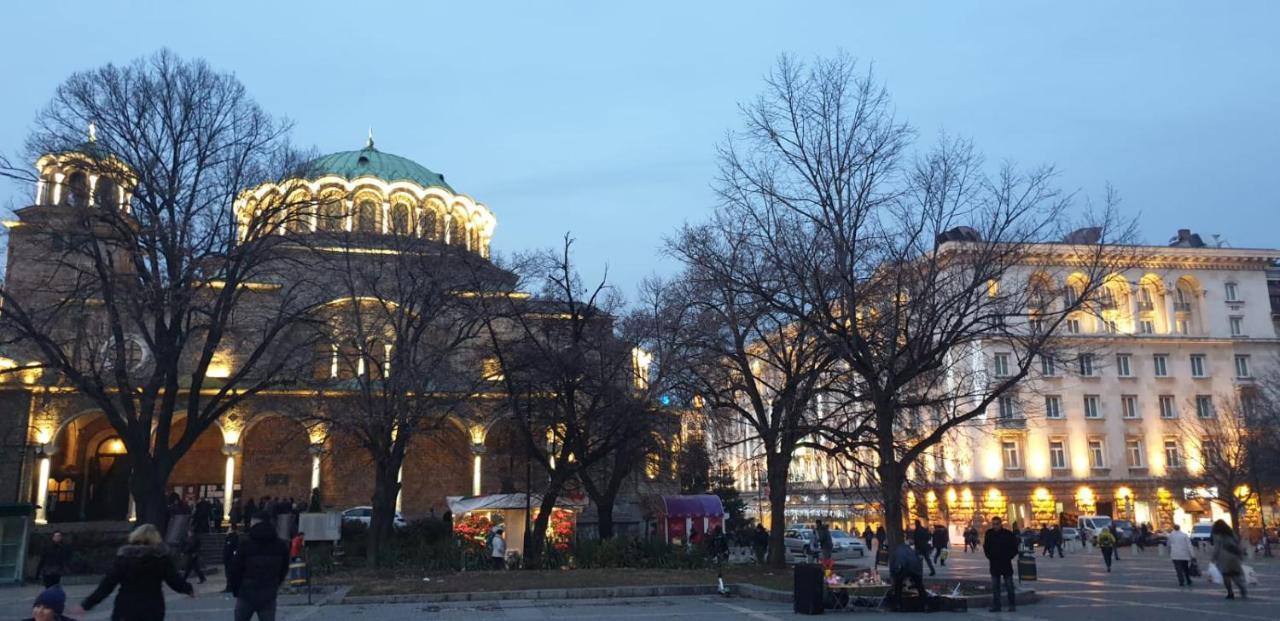 Center Apartment With Amazing View София Экстерьер фото